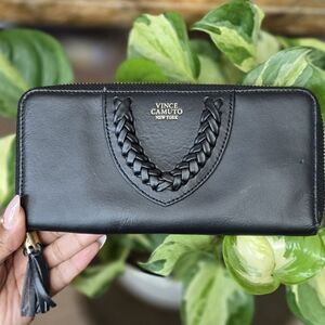Vince Camuto Black Leather Zip Around Wallet Braided Detail Gold Tone Tassel